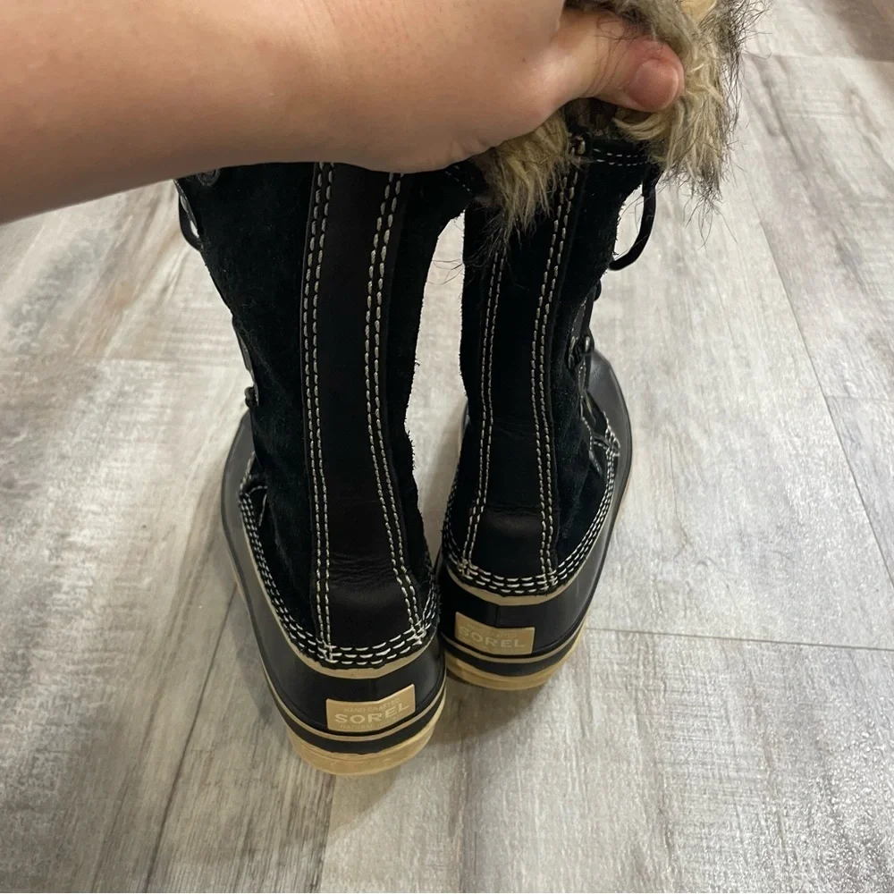 Sorel Joan of Arctic Waterproof Winter Boots Size 7